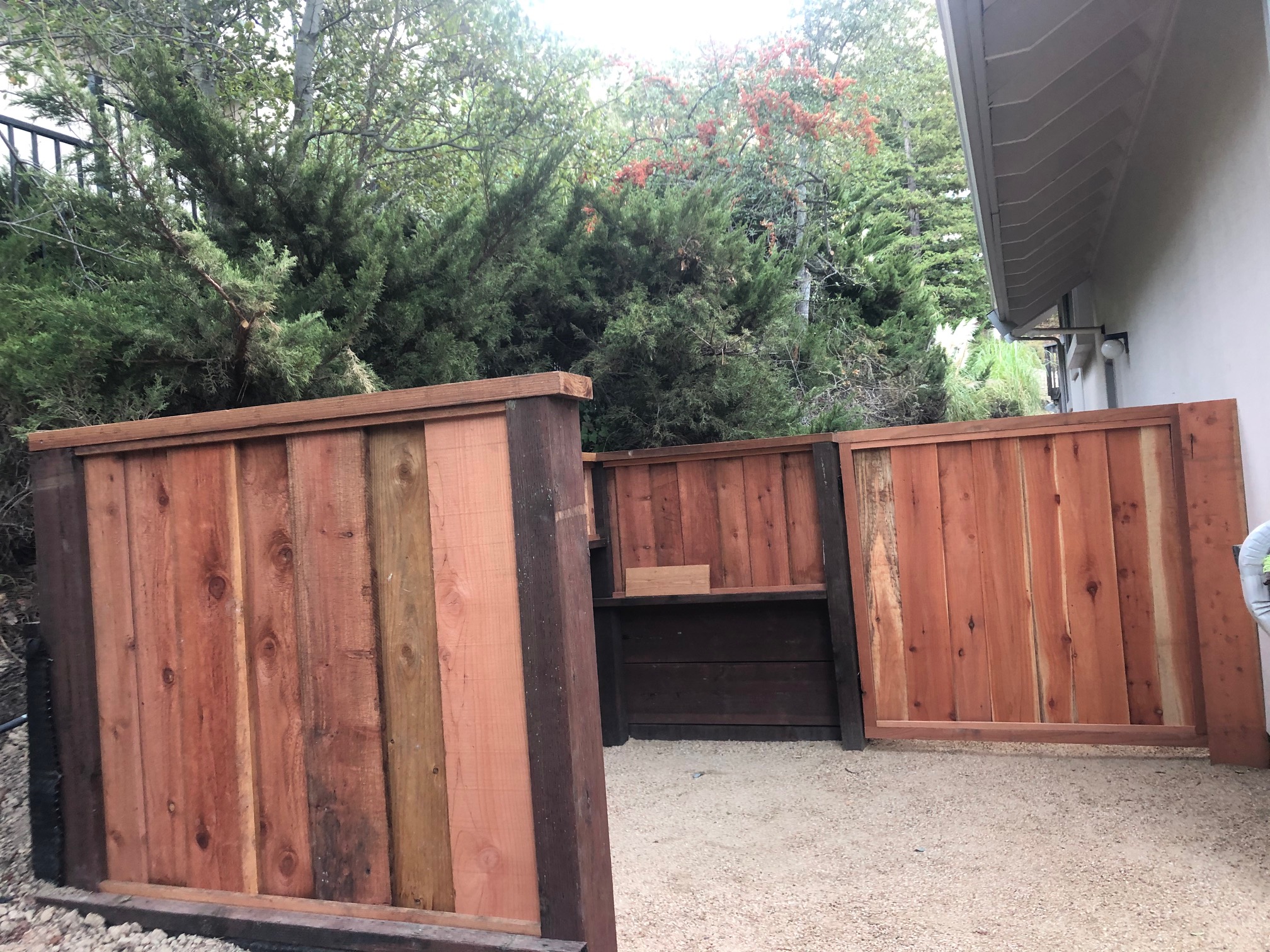 Alamo Job Fences and Retaining Walls