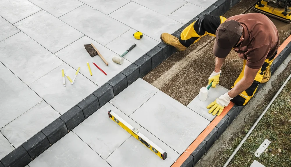 how to choose a landscaping contractor